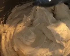 Step <p>Programe 1 min 30 seg/vel 5 hasta que quede bien cremoso.</p> illustration