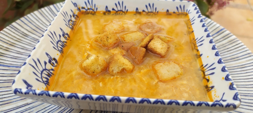 Sopa de pollo asado en 20 minutos